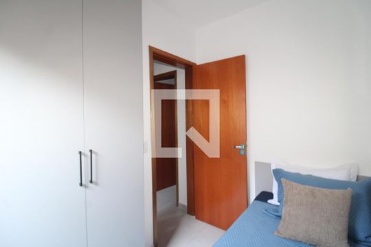 Quarto 1 de apartamento para alugar com 2 quartos, 49m² em Vila Isolina Mazzei, São Paulo