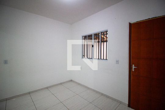 Sala de casa para alugar com 2 quartos, 52m² em Wanel Ville, Sorocaba