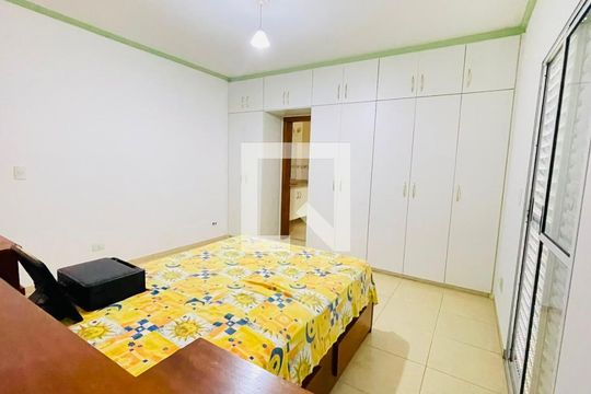 Quarto 1 de casa de condomínio para alugar com 5 quartos, 470m² em Bosque dos Pereiras, Cotia
