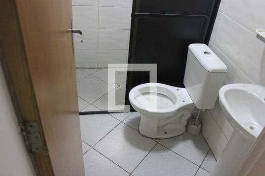 Banheiro de apartamento à venda com 2 quartos, 44m² em Jardim Sao Luiz, Guarulhos
