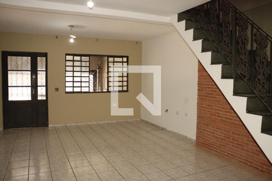 Sala de casa para alugar com 2 quartos, 138m² em Vila Prudente, São Paulo
