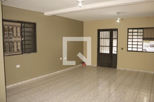 Sala de casa para alugar com 2 quartos, 138m² em Vila Prudente, São Paulo