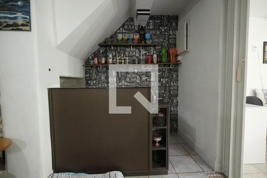 Sala de casa para alugar com 1 quarto, 80m² em Parque Oratório, Santo André