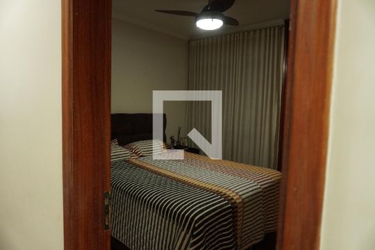 Quarto 1 de apartamento para alugar com 2 quartos, 68m² em Parque Arnold Schimidt, São Carlos