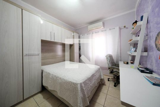 Quarto 2 de casa à venda com 3 quartos, 300m² em Parque Penha, São Paulo