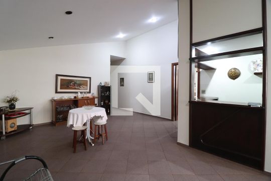 Sala de Jantar de casa para alugar com 4 quartos, 115m² em Vigilato Pereira, Uberlândia
