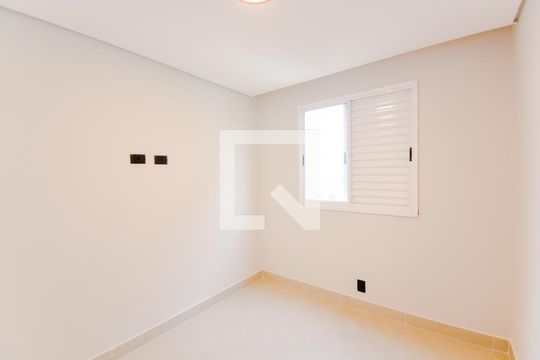 Quarto 1 de apartamento à venda com 2 quartos, 44m² em Jardim Gracinda, Guarulhos