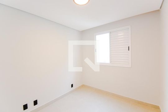 Quarto 2 de apartamento à venda com 2 quartos, 44m² em Jardim Gracinda, Guarulhos