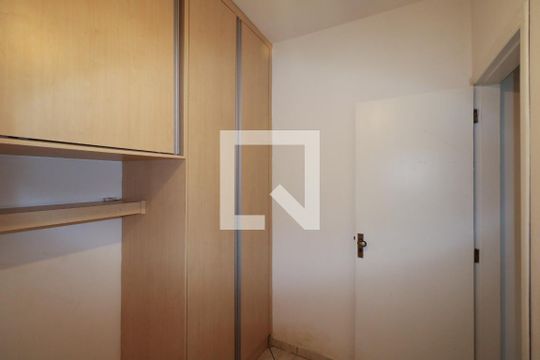 Quarto 1 de casa para alugar com 3 quartos, 100m² em Taboão, Diadema