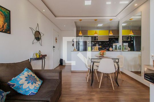 Sala/Sala de jantar de apartamento à venda com 3 quartos, 60m² em Vila Noemia, Mauá