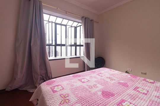 Quarto 1 de casa para alugar com 4 quartos, 230m² em Cursino, São Paulo