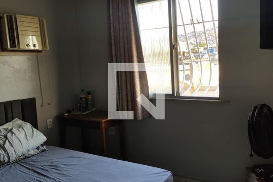 Quarto de apartamento à venda com 2 quartos, 52m² em Olaria, Rio de Janeiro