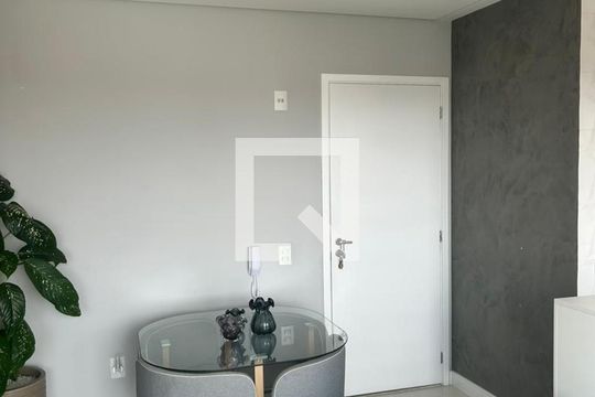 Sala de apartamento à venda com 2 quartos, 48m² em Jardim Novo Horizonte, Valinhos