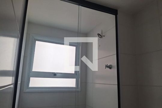 Banheiro de apartamento para alugar com 1 quarto, 48m² em Jardim das paineiras I, São José dos Campos