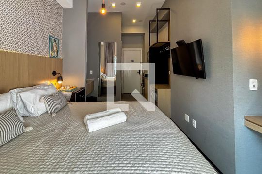 Apartamento para alugar com 1 quarto, 26m² em Vila Madalena, São Paulo
