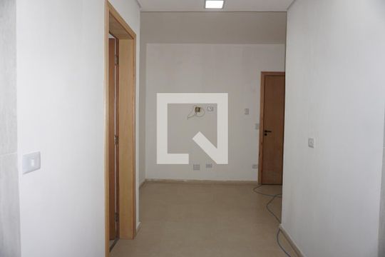 Sala/Cozinha de apartamento para alugar com 1 quarto, 40m² em Jardim Castilho, Embu das Artes