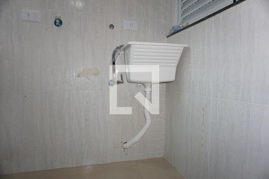 Lavanderia de apartamento para alugar com 1 quarto, 40m² em Jardim Castilho, Embu das Artes