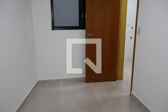 Quarto 1 de apartamento para alugar com 2 quartos, 39m² em Quinta da Paineira, São Paulo