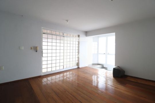 Sala de casa para alugar com 3 quartos, 250m² em Cidade Jardim, Uberlândia