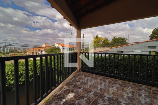 Sacada da Sala 2 de casa para alugar com 3 quartos, 300m² em Tubalina, Uberlândia