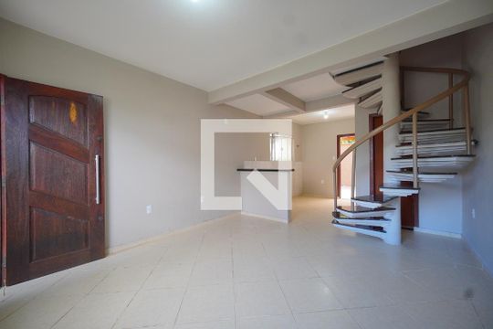 Sala de casa para alugar com 2 quartos, 75m² em Real Parque, São José