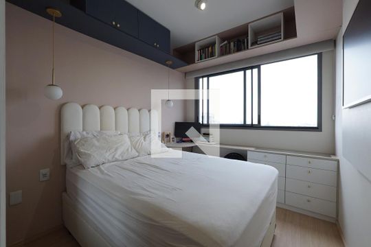 Quarto de kitnet/studio à venda com 1 quarto, 27m² em Vila Dom Pedro I, São Paulo