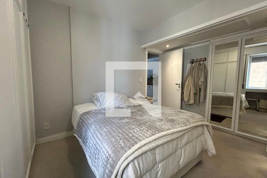 Suíte 1 de apartamento para alugar com 2 quartos, 130m² em Centro, Florianópolis