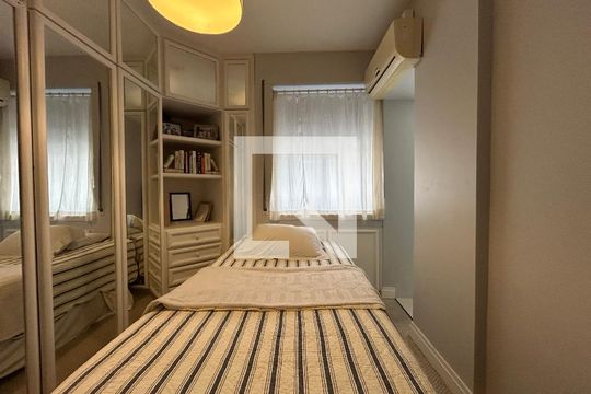 Suíte 2 de apartamento para alugar com 2 quartos, 130m² em Centro, Florianópolis