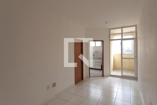 Sala de apartamento para alugar com 3 quartos, 49m² em Jardim Guanabara, Belo Horizonte