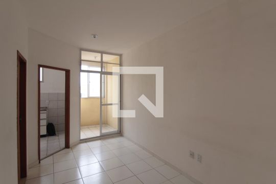 Apartamento para alugar com 3 quartos, 49m² em Jardim Guanabara, Belo Horizonte