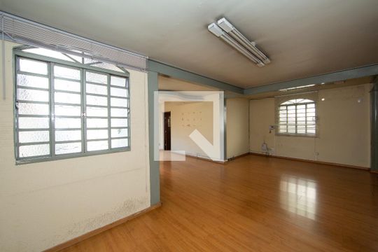 SALA de casa à venda com 3 quartos, 219m² em Betânia, Belo Horizonte