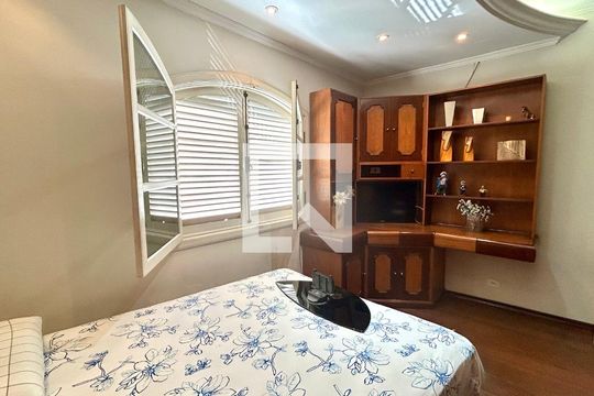 Quarto 2 de casa para alugar com 4 quartos, 200m² em Vila das Palmeiras, Guarulhos