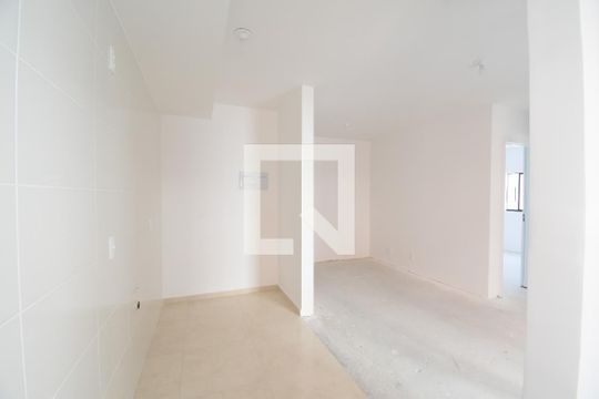 Sala/Cozinha de apartamento à venda com 2 quartos, 46m² em Santa Cândida, Curitiba