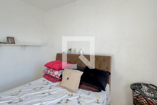 Quarto 2 de apartamento para alugar com 2 quartos, 54m² em Jardim Tranquilidade, Guarulhos