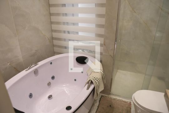 Suite Quarto 1 de casa à venda com 3 quartos, 235m² em Santa Cruz Industrial, Contagem