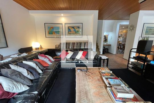 Sala de casa à venda com 4 quartos, 227m² em Instituto de Previdencia, São Paulo