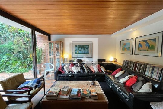 Sala de casa à venda com 4 quartos, 227m² em Instituto de Previdencia, São Paulo