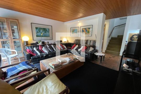 Sala de casa à venda com 4 quartos, 227m² em Instituto de Previdencia, São Paulo