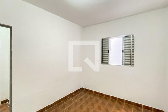 Quarto 1 de casa para alugar com 2 quartos, 67m² em Vila Constanca, São Paulo