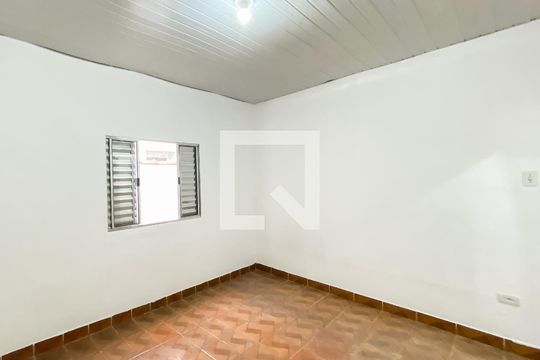 Quarto 2 de casa para alugar com 2 quartos, 67m² em Vila Constanca, São Paulo