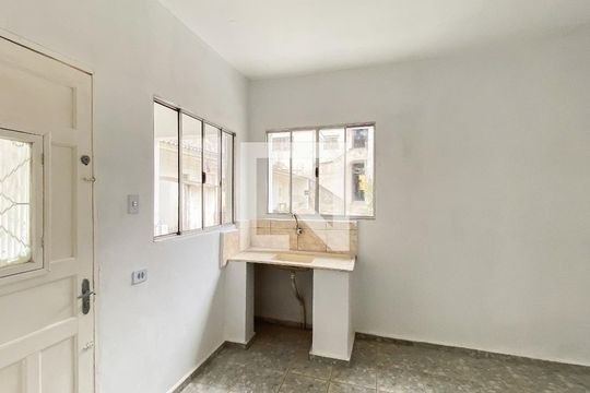 Cozinha de casa para alugar com 1 quarto, 45m² em Jardim Belem, São Paulo