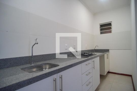 Cozinha de apartamento para alugar com 1 quarto, 48m² em Cristo Rei, São Leopoldo