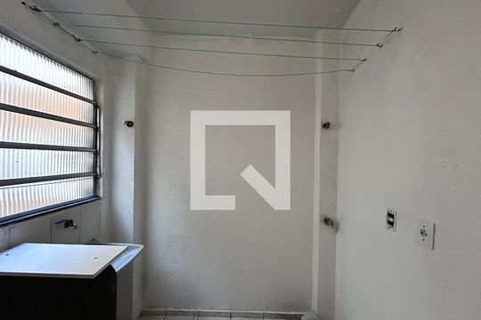Cozinha/Área de serviço de apartamento à venda com 2 quartos, 45m² em São Salvador, Belo Horizonte