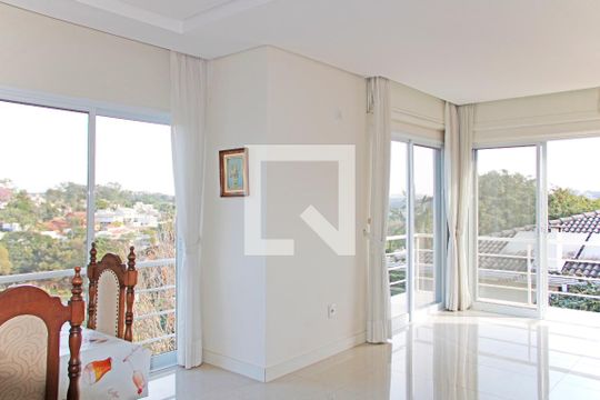 Sala de casa de condomínio para alugar com 3 quartos, 300m² em Condomínio Estância Marambaia, Vinhedo