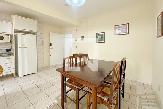 Sala de Jantar de apartamento para alugar com 2 quartos, 100m² em Jurerê, Florianópolis