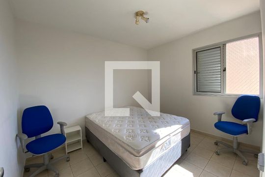 Quarto 1 de apartamento para alugar com 2 quartos, 54m² em Jaguaré, São Paulo