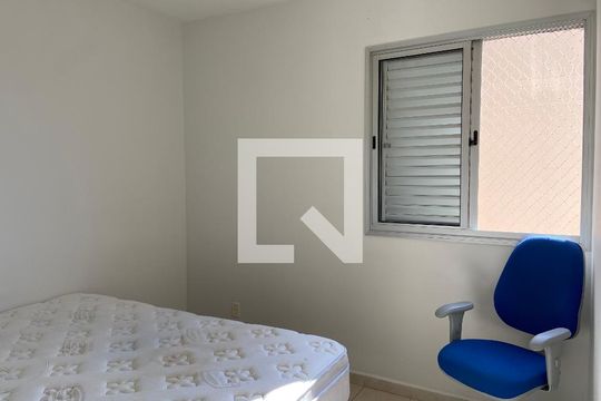 Quarto 1 de apartamento para alugar com 2 quartos, 54m² em Jaguaré, São Paulo