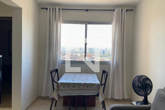 Sala de apartamento para alugar com 2 quartos, 54m² em Jaguaré, São Paulo