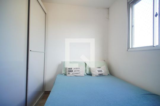 Quarto  de apartamento para alugar com 2 quartos, 80m² em Sarandi, Porto Alegre