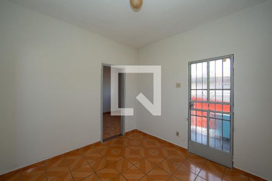 SALA de casa para alugar com 3 quartos, 248m² em Alto dos Pinheiros, Belo Horizonte